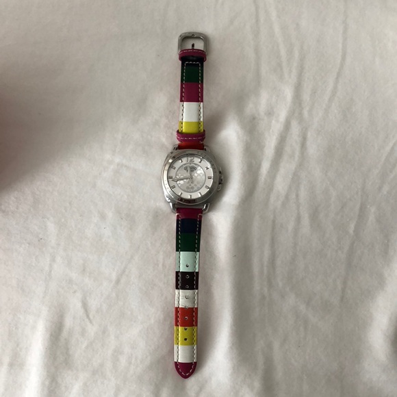 Coach Watch - Picture 4 of 4